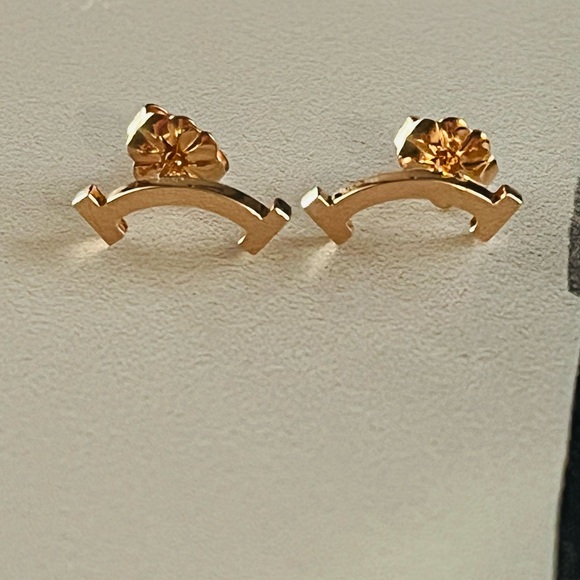 Authentic Tiffany & Co Rose Gold Smile Earrings - Picture 1 of 6